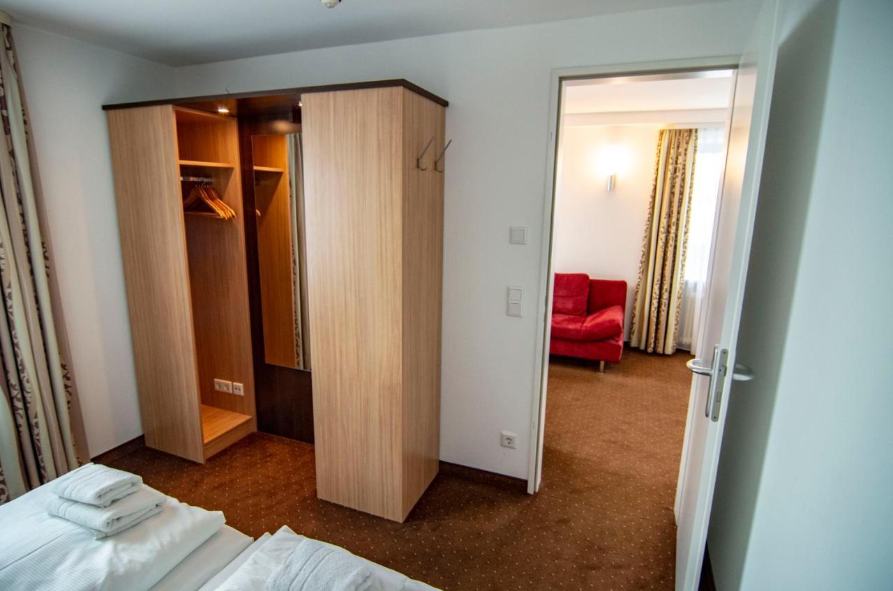 Ausbildungshotel St. Theresia Mnichov Exteriér fotografie